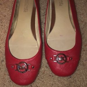 MK red ballet shoes